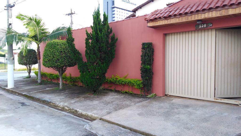 Pousada Nossa Casa Aparecida  Exteriör bild